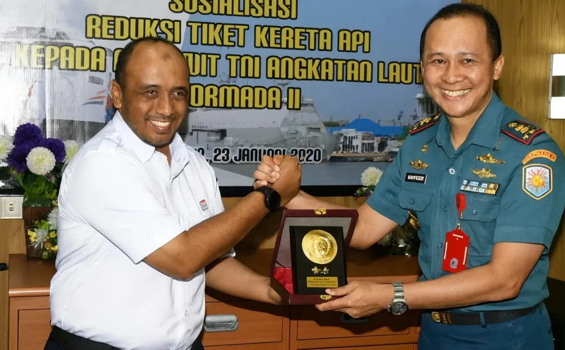Di Balik Deru Roda Baja: Peran Rahasia Kereta Api dalam Ketahanan Nasional