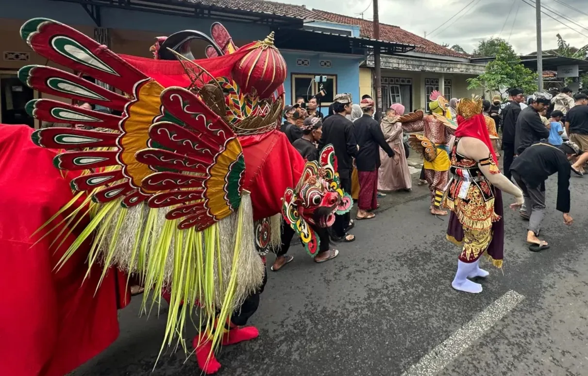 Ritual Barong Ider Bumi di Desa Kemiren Banyuwangi Penuh Makna Spiritual, Sejarah Panjang, dan Daya Tarik Wisata Budaya